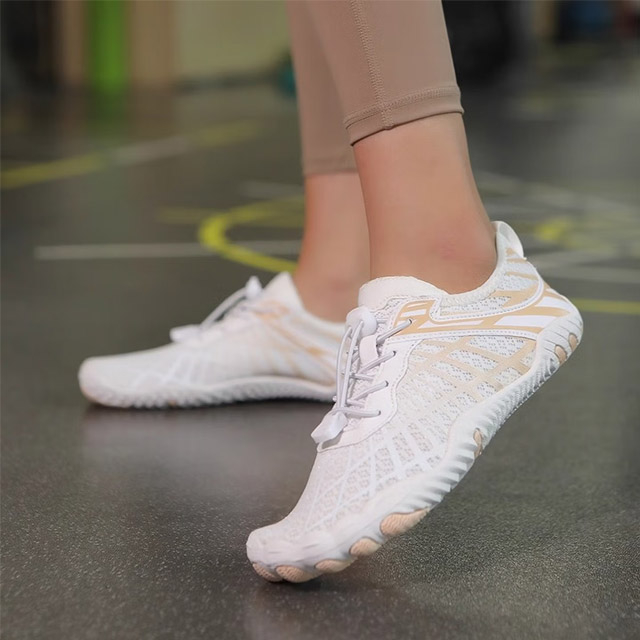 Indoor Fitness Silent Soft Sole Shoes Yoga Jump Rope Treadmill Sneakers White Gold